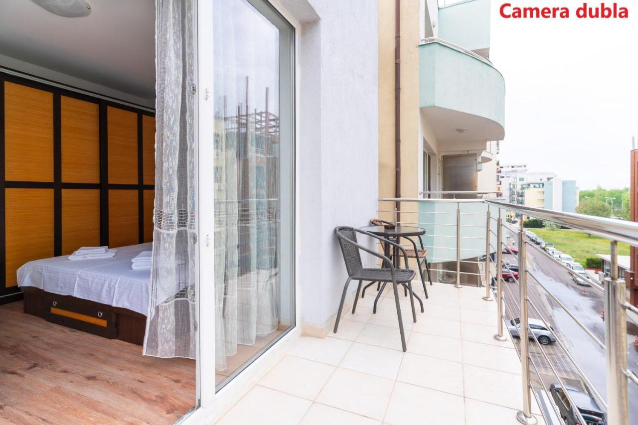 Zeka's Properties Mamaia Exterior foto